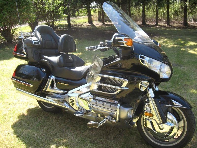 2002 Gold Wing