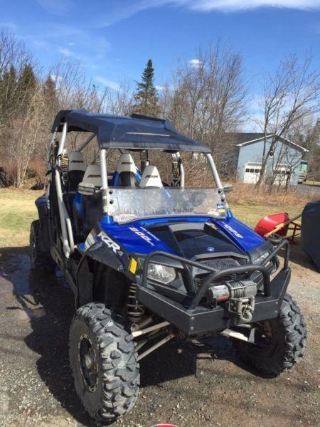 2011 razor4 800 in great condition with Plow!