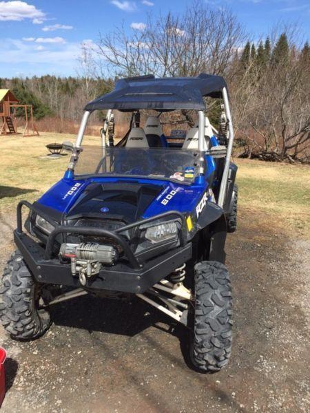 2011 razor4 800 in great condition with Plow!