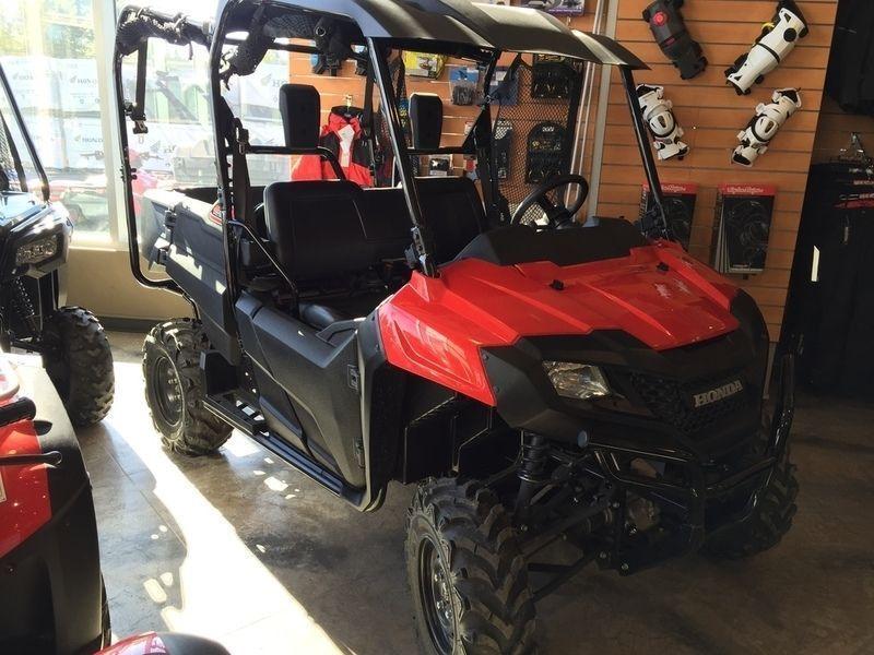 2015 Honda Pioneer 700-4