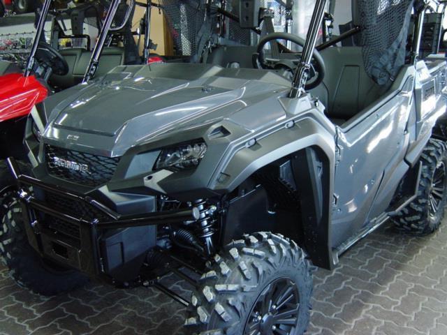 2016 HONDA SXS 1000 Pioneer 5