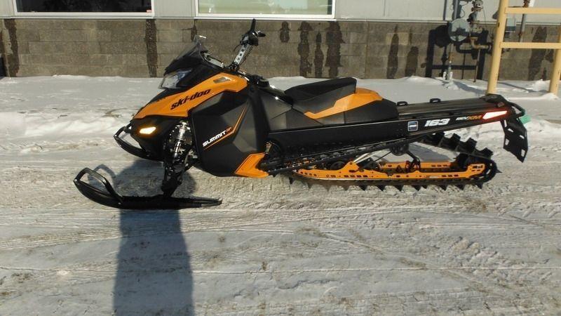 2013 Ski-Doo Summit SP 800R