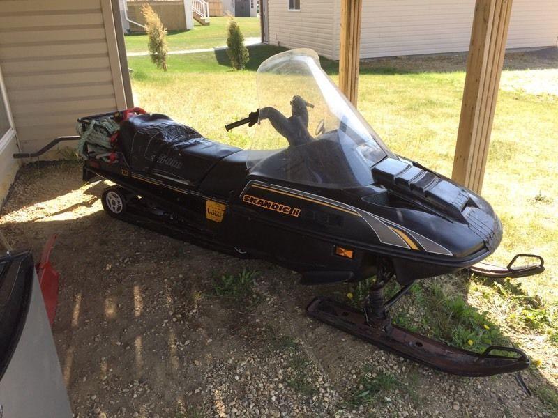 *Clean* Snowmobile for trade or cash