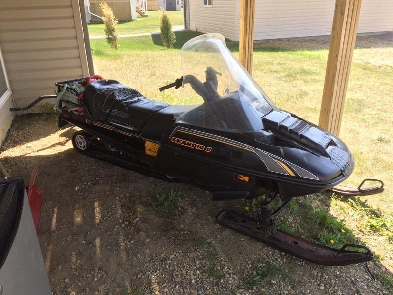 *Clean* Snowmobile for trade or cash