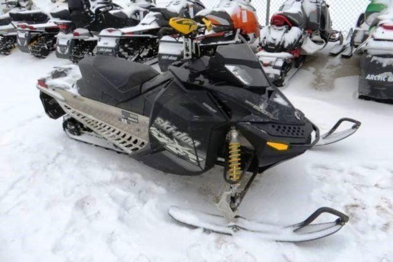 2009 Ski-Doo MX Z Adrenaline 800R Power T.E.K