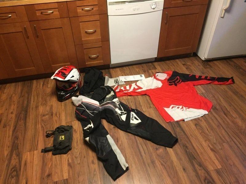 Xl fox helmet and gear obo