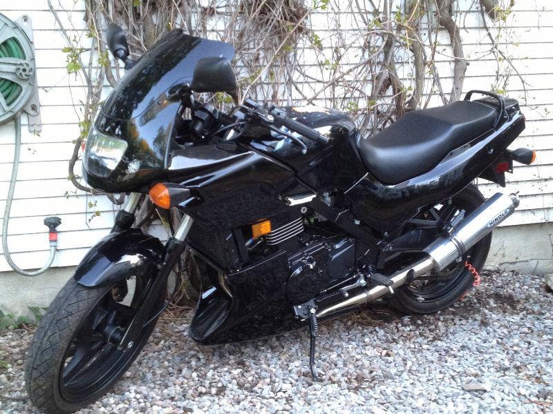 Moto Kawasaki Ninja 500 Noir