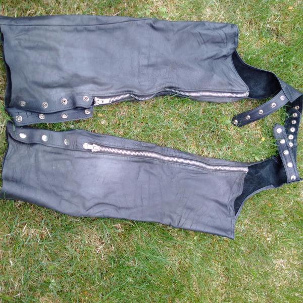 Black leather chaps size small