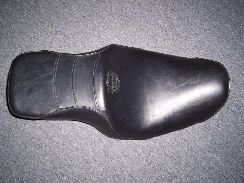 Harley Seat 96-03 Superglide