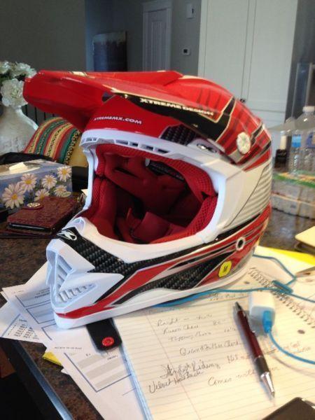 Xtreme Motorcycling Helmet - NEW