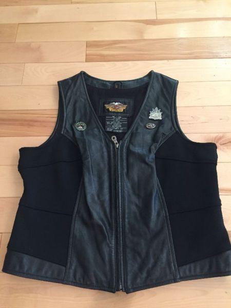 FOR SALE - Harley-Davison Women's Leather Vest and chaps