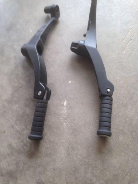 Victory crosscountry passenger foot pegs