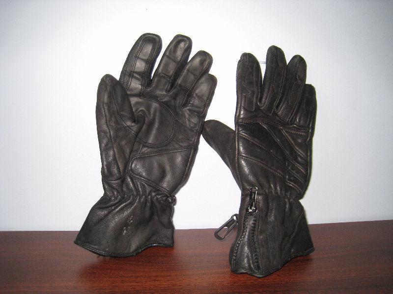 Women Leather gloves~Neckie ~ Leather cap