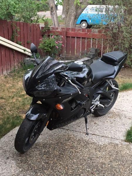 2008 Yamaha r6s