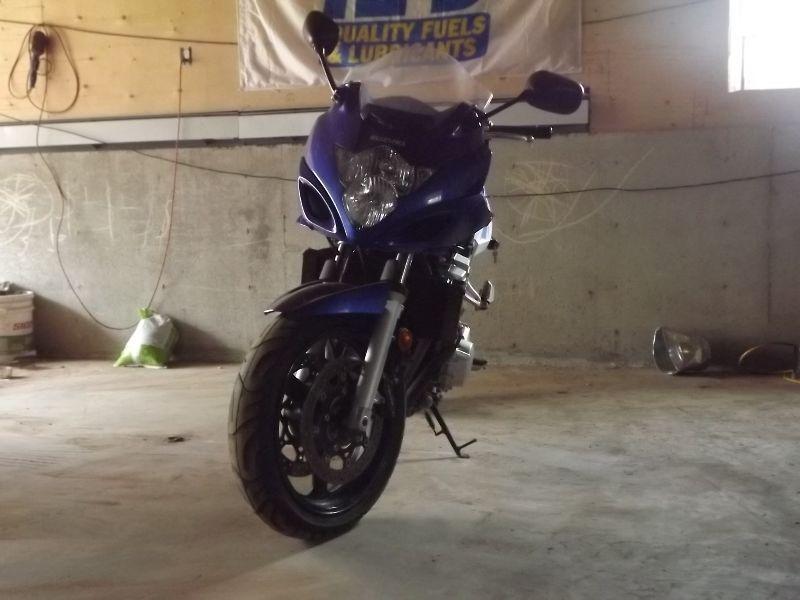 2009 gsx650f $4000 obo willing to take trades