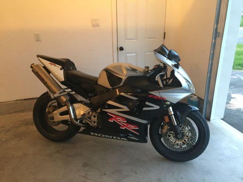 Selling CBR 954