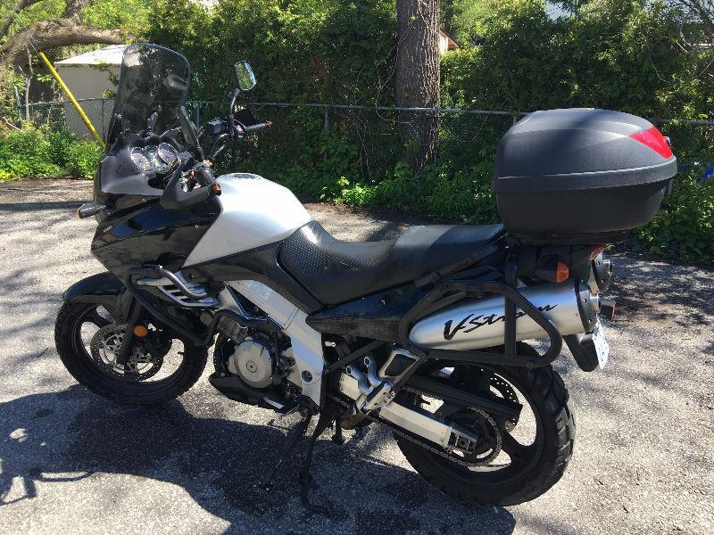 Great condition Suzuki V-Strom DL1000, low KM, price to sell