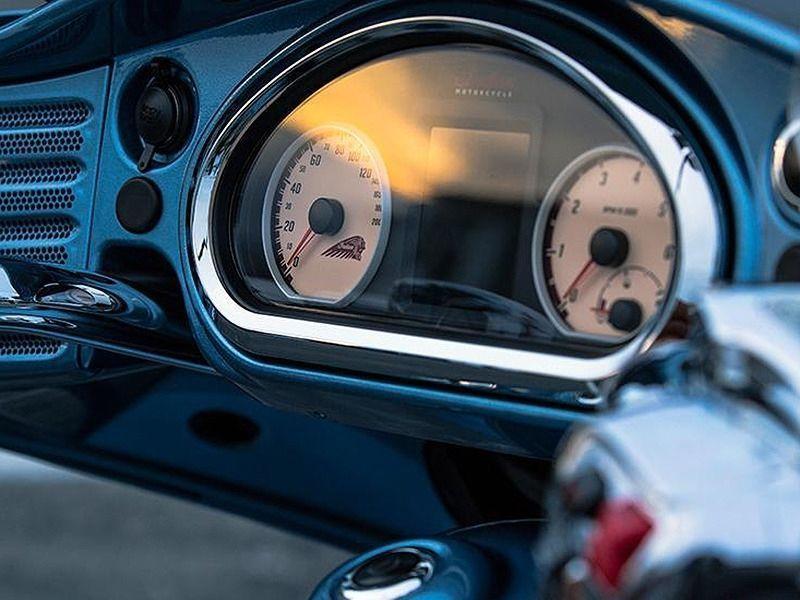 2016 Indian Roadmaster Springfield Blue and Ivory Cream