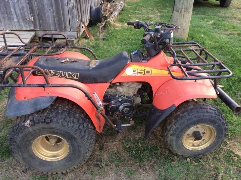 1985 Suzuki 250 for parts