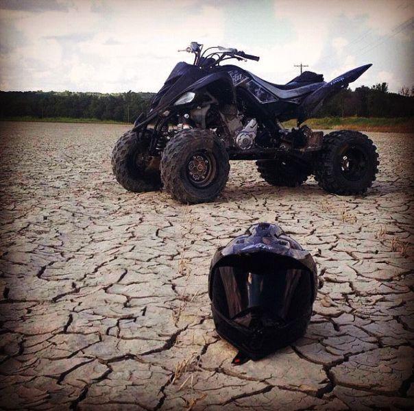 2011 Yamaha Raptor 700r SE