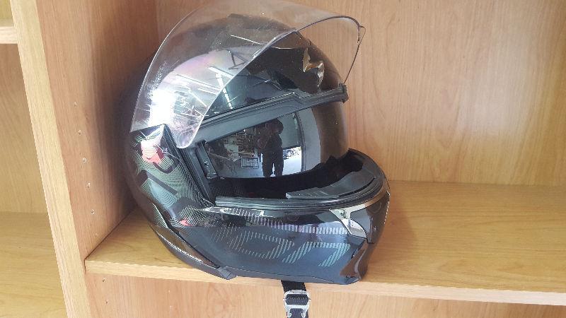 Scorpion EXO-900 black helmet large