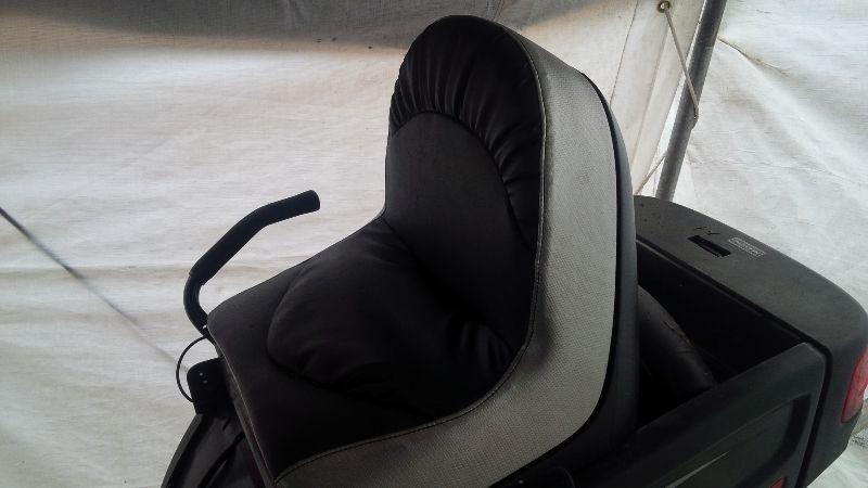 Polaris 2006 FST IQ Touring Seat and rear back rest