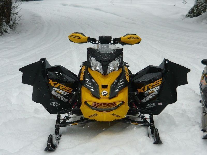 SKIDOO MXZ XRS 800 E TECH