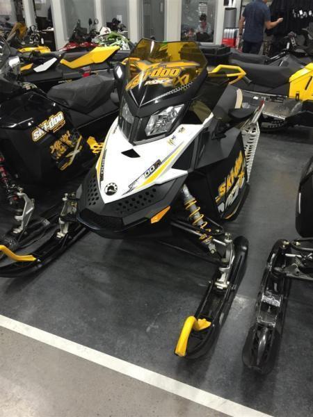 2009 Ski-Doo MXZ X 800