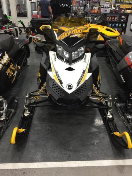 2009 Ski-Doo MXZ X 800