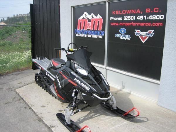 2015 Polaris 800 RMK 155 LE Matte Stealth Black with Red Graphic
