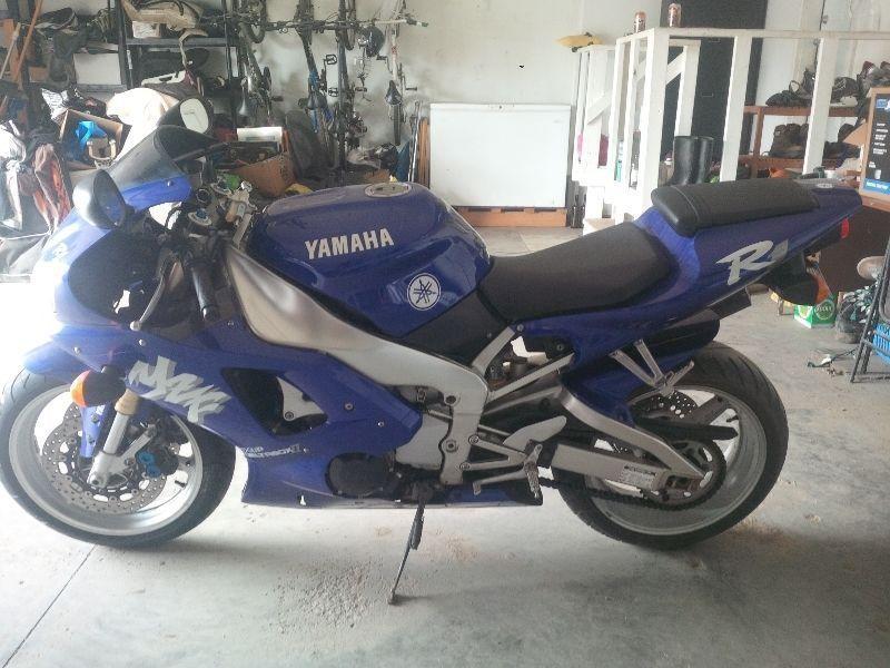 1998 Yamaha R1.....