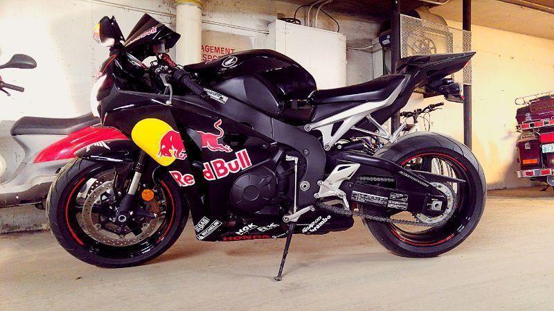 2009 Honda CBR1000RR ABS REDBULL low k