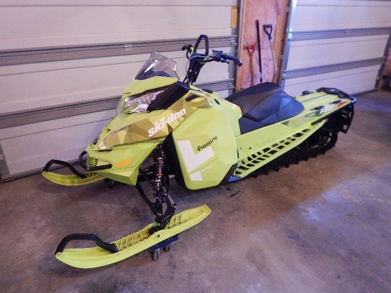 2015 SKI-DOO FREERIDE 146