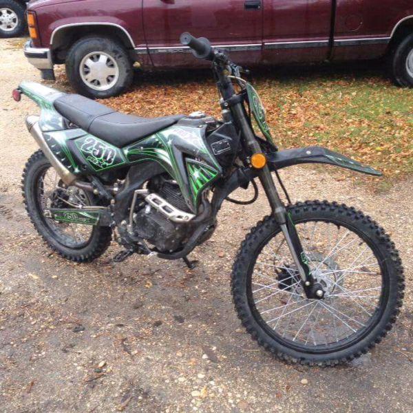 Selling my pro x 250 4 stroke trail bike upgraded to 450