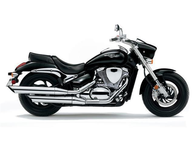 SUZUKI BOULEVARD M50 2015