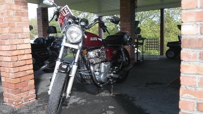 1978 Yamaha XS 650 Special - Collectable & 2 complete motors