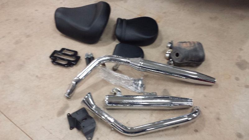 Stock seat, Pegs and Exhaust