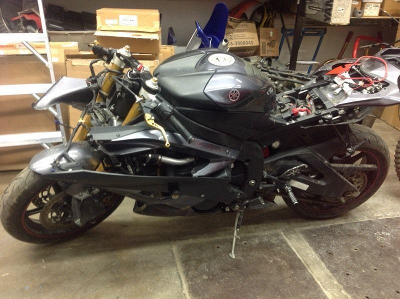 Parting out 2007 Yamaha R6