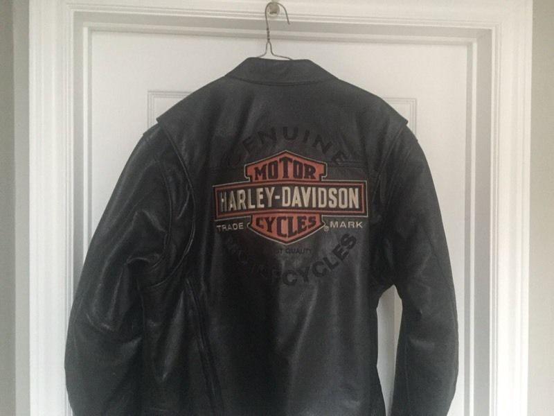 Harley leather jacket size XL AS NEW