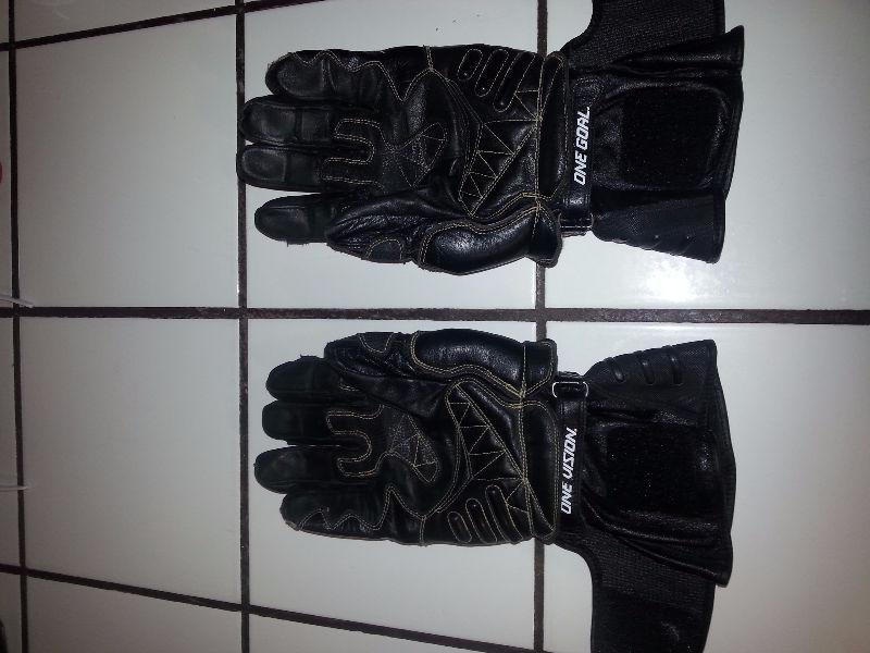 ALPINESTARS GLOVES