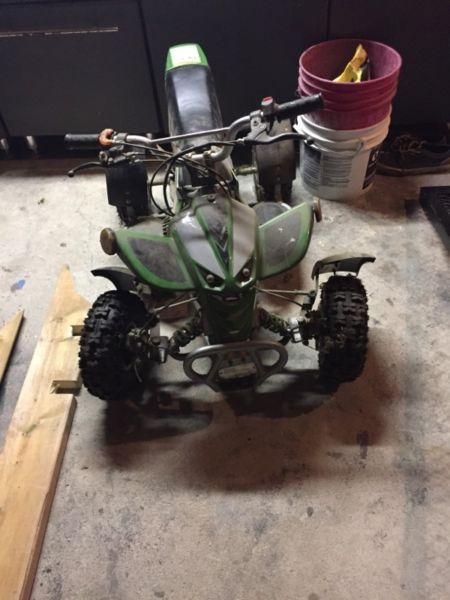 Selling 49cc atv doesn't run everything on it is mint