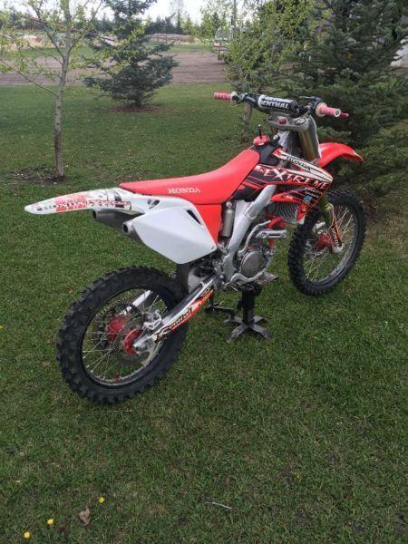 Looking to trade 2009 CRF 250r for street bike
