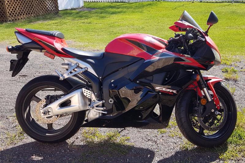 2011 Honda CBR 600RR