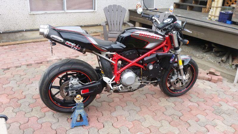 Ducati 749 Super Naked