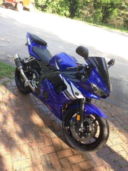 Clean title - yamaha r6 - third owner