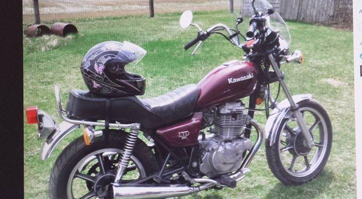 1982 Classic Kawasaki 250 LTD & Helmet