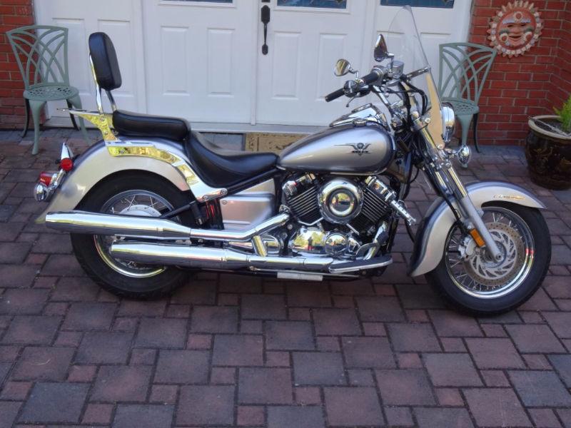 LIKE NEW 2009 (BOUGHT NEW IN 2011) YAMAHA 650 VSTAR CLASSIC