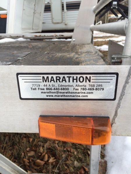 Marathon sled deck for long box