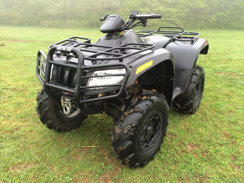 2015 ARTIC CAT 700 MUD PRO SE....FINANCING AVAILABLE