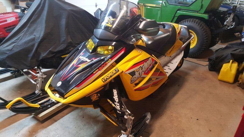 2005 mxz 800